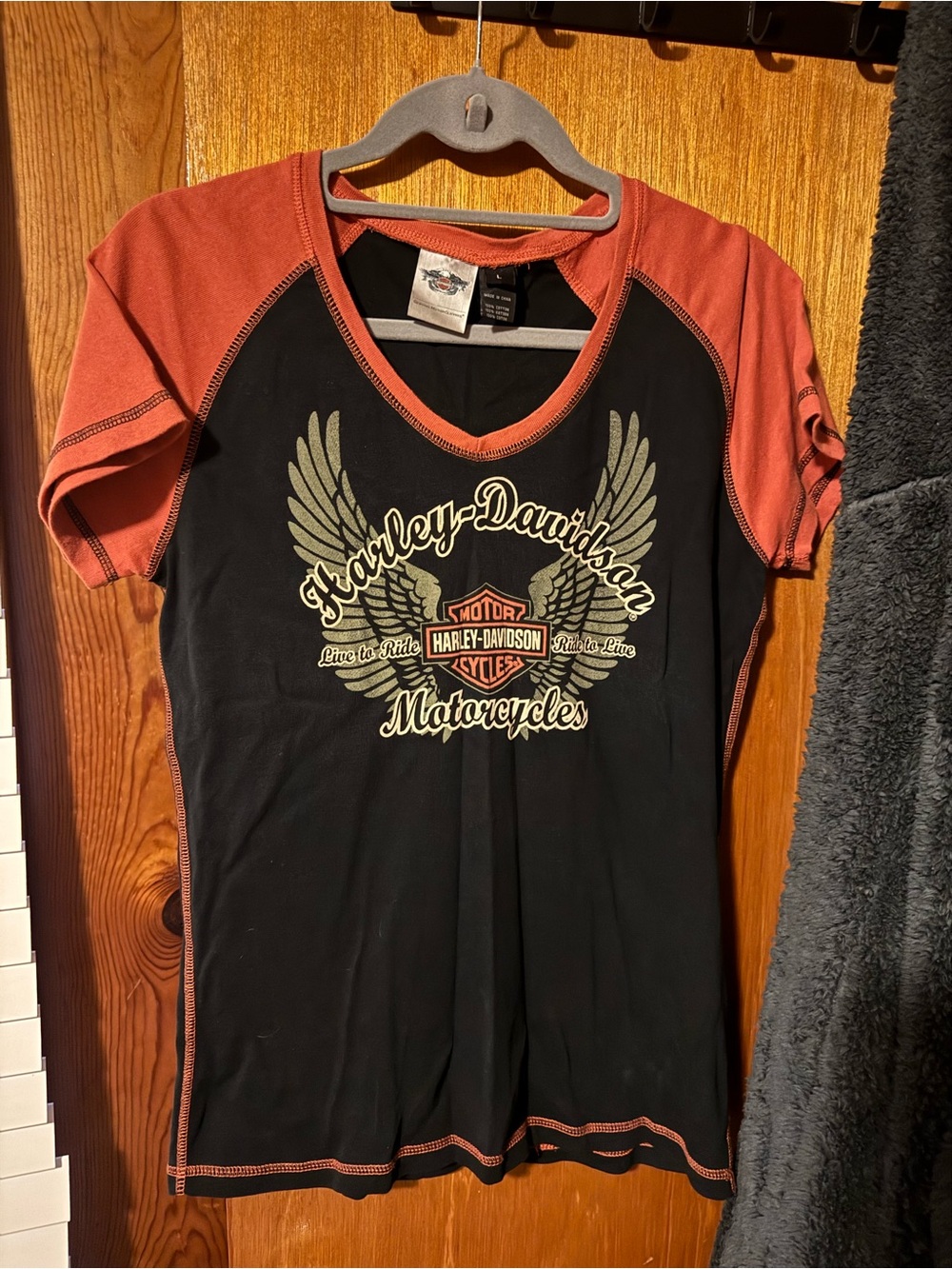 Harley-Davidson Black and Rust V-Neck Short Sleeve Tee